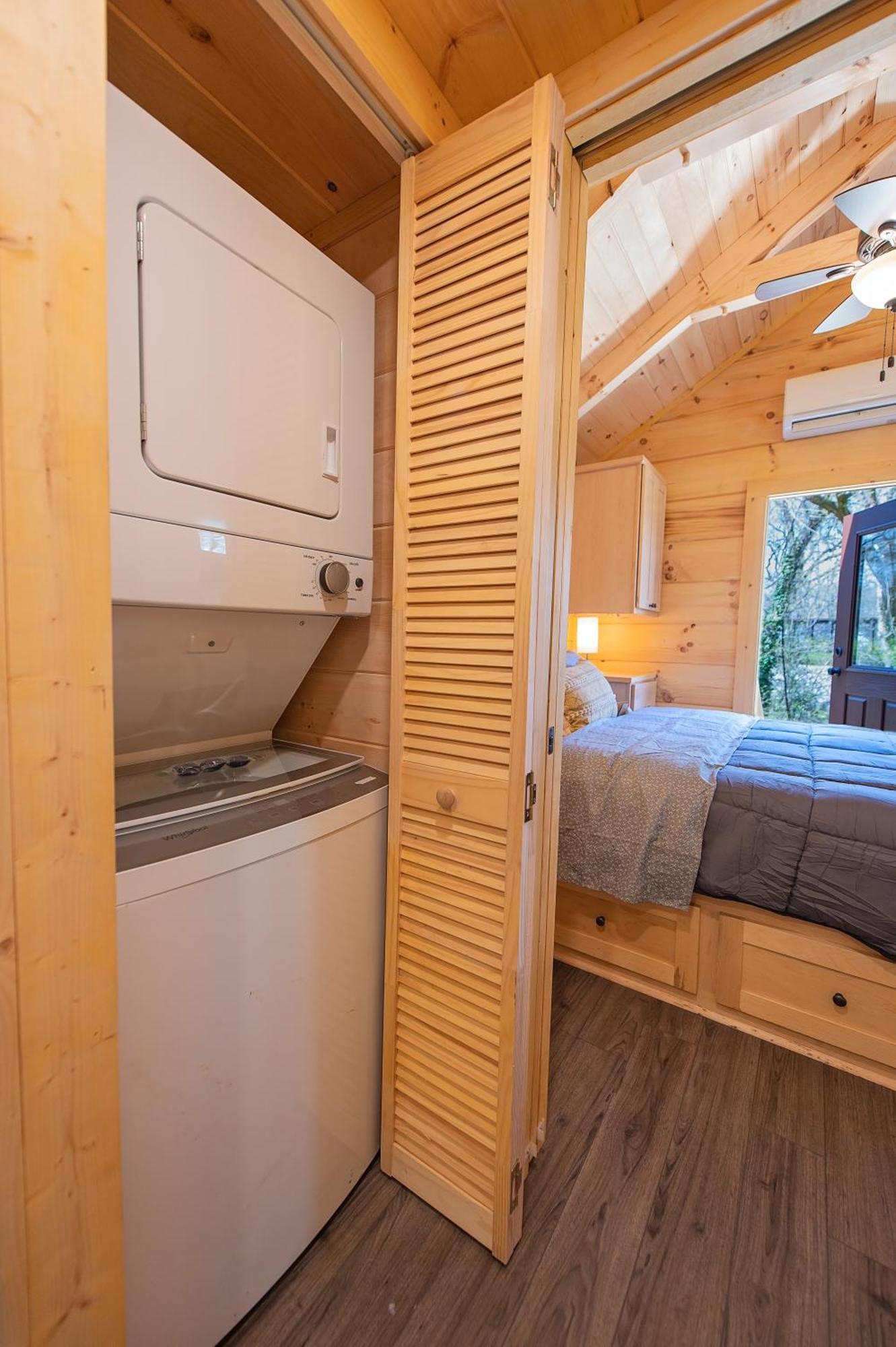 Ryon Tiny Home Cabin City-Side Rustic Retreat 채터누가 외부 사진