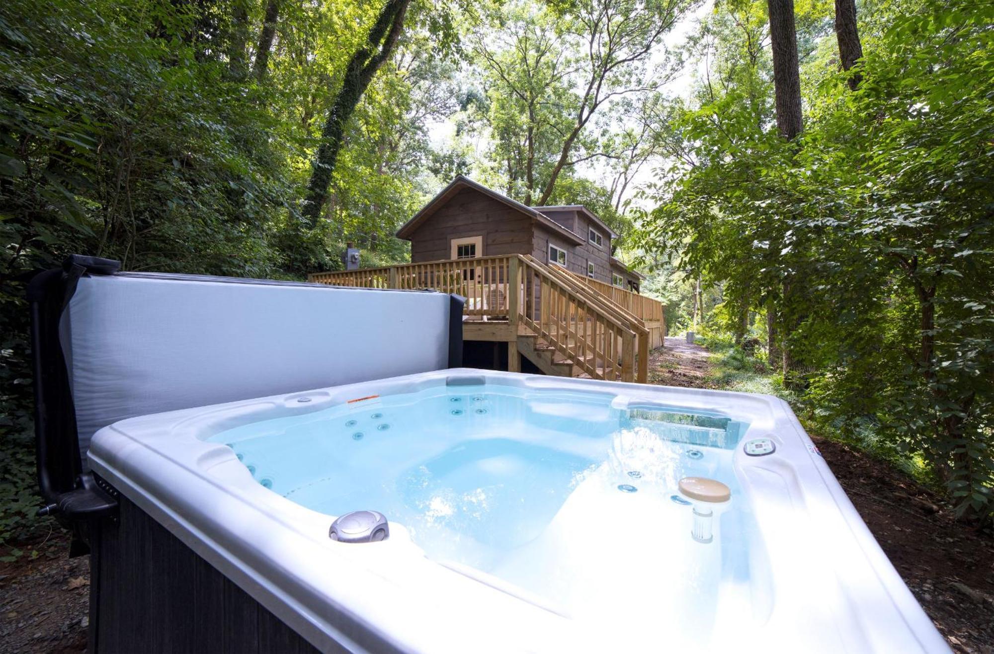 Ryon Tiny Home Cabin City-Side Rustic Retreat 채터누가 외부 사진